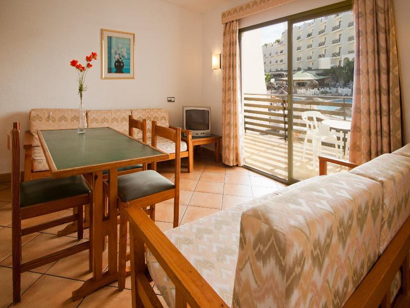 Palmanova Suites By Trh (Adults Only) Magaluf  Esterno foto